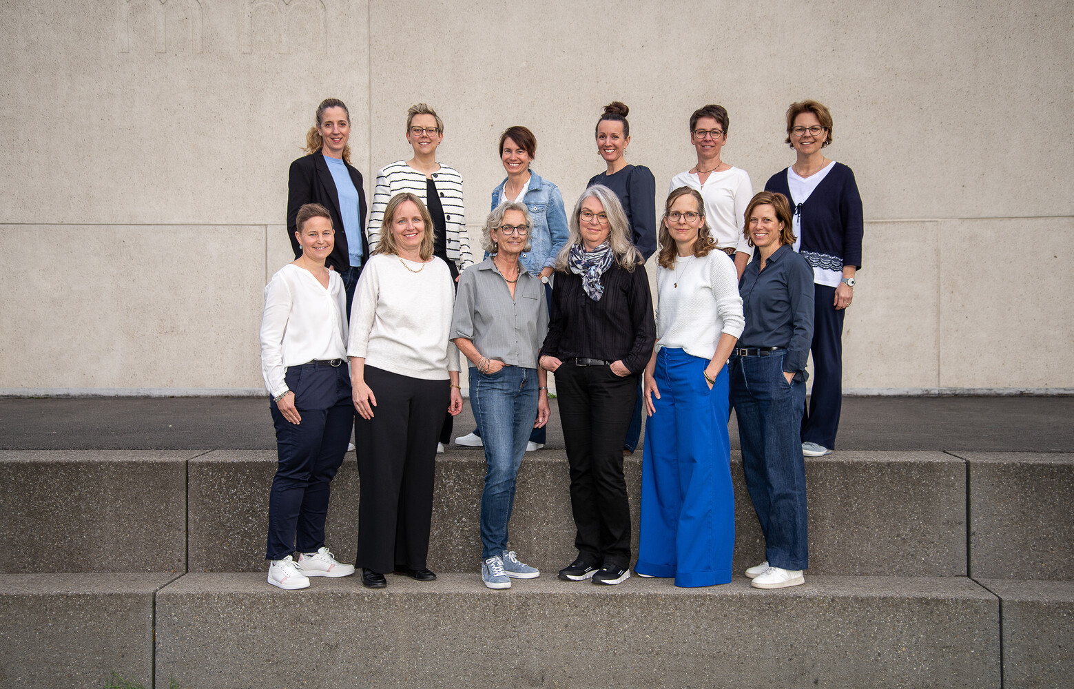 hinten von links: Nadine Strickler, Stefanie Wittwer, Andrea Clavadetscher, Germaine Siegwart, Ursi von Rotz, Sandra Fresa, vorne von links: Daniela Ziegler, Viviane Flury, Erika Dettling, Irena Businger, Irene Häfliger, Esther Bühlmann